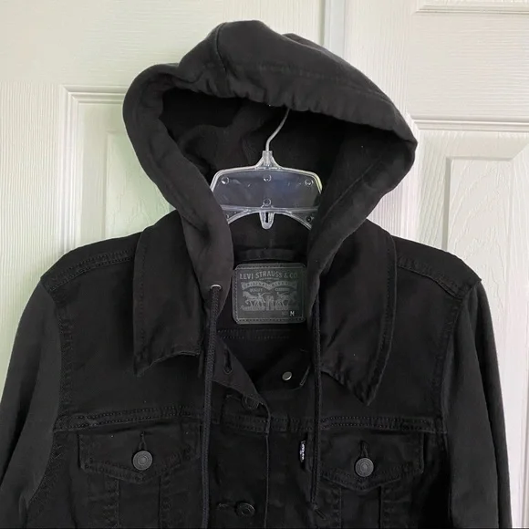 Levi’s Black Denim Hooded Trucker Jacket Size M - Picture 2 of 11